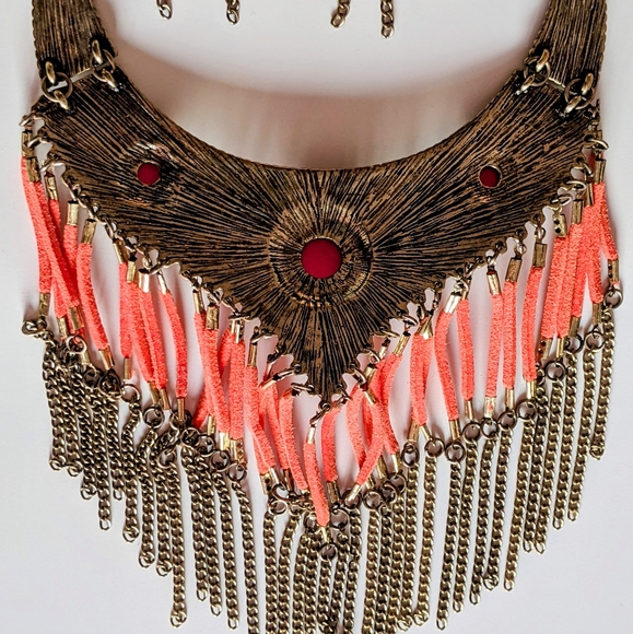 Anthropologie Antique Waterfall Statement Jewelry Set for Women and Girls - Picture 6 of 12